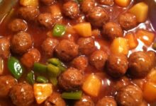 Connies sweet and sour christmas meatballs