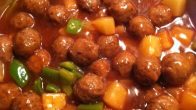 Connies sweet and sour christmas meatballs