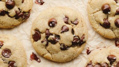 Vegan chocolate chip cookies