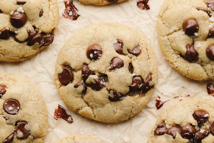 Vegan chocolate chip cookies