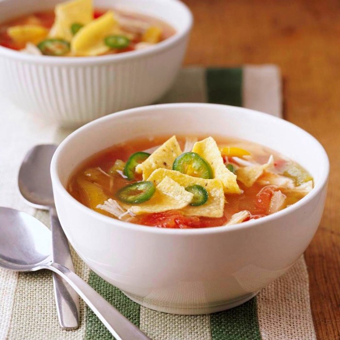 Healthier slow cooker chicken tortilla soup