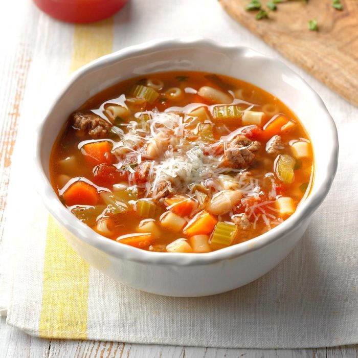Slow cooker pasta fagioli soup