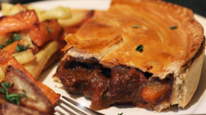 Steak and irish stout pie
