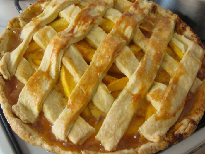 Maui girls mango pie