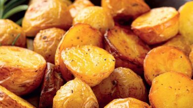 Air fryer garlic and parsley baby potatoes