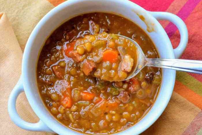 Instant pot lentil and ham soup