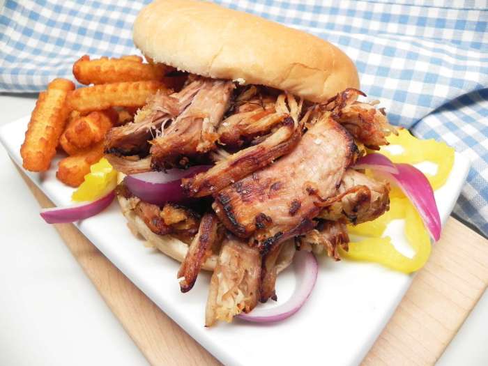 Slow cooker pineapple pulled pork