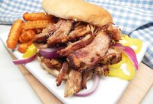 Slow cooker pineapple pulled pork