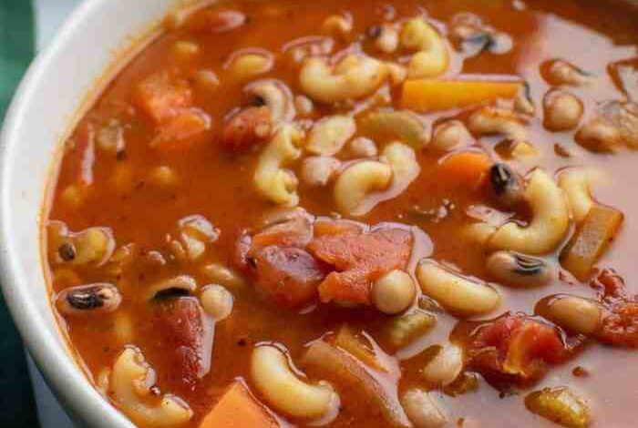 Black eyed pea soup