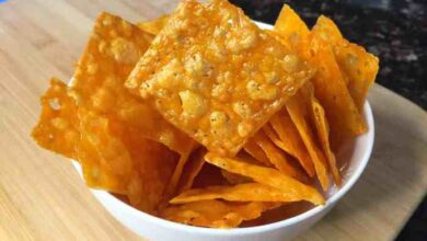 Basic keto cheese crisps