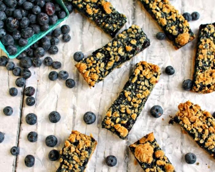 Blueberry oatmeal breakfast bars