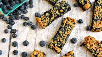 Blueberry oatmeal breakfast bars