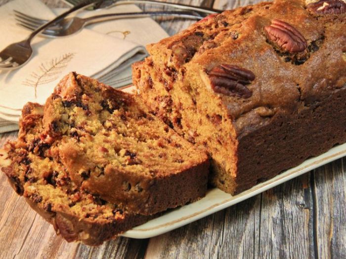 Chocolate pecan pumpkin bread