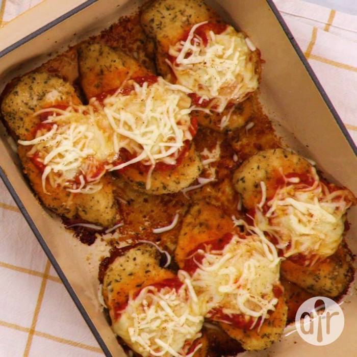Quick baked chicken parmesan