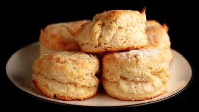 Moms baking powder biscuits