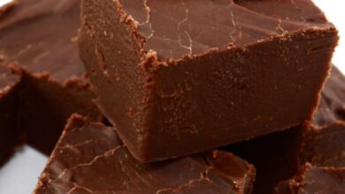 Old fashioned chocolate fudge