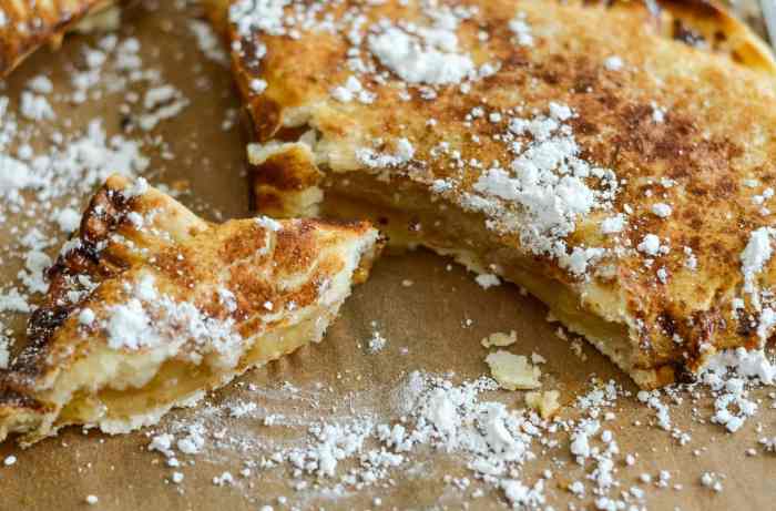 Easy air fryer apple pies