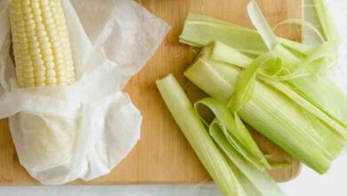 Corn microwave husk cob dinner husks messy