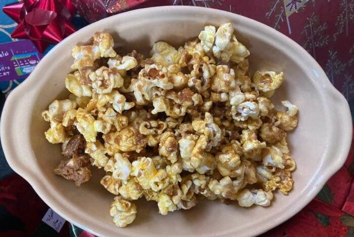 My amish friends caramel corn