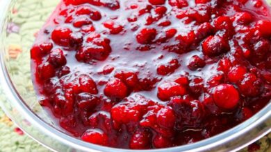Cranberry sauce with pineapple