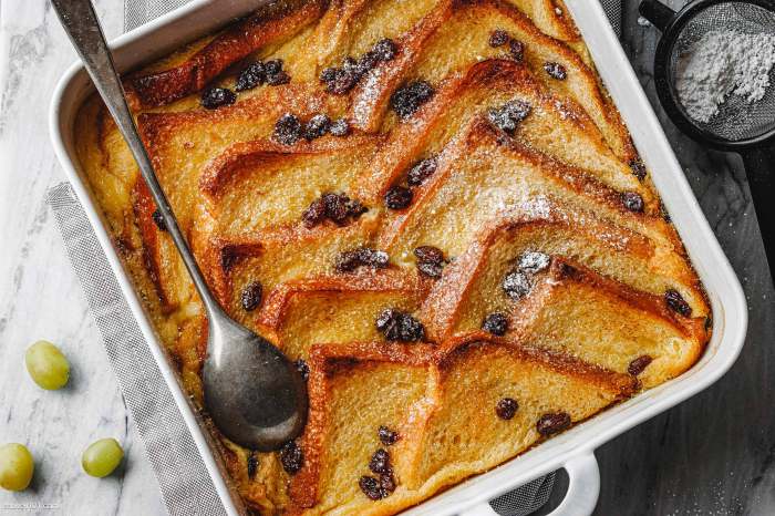 Puddings pudding raisins individual krumpli sultanas almonds favourite Bread and butter pudding