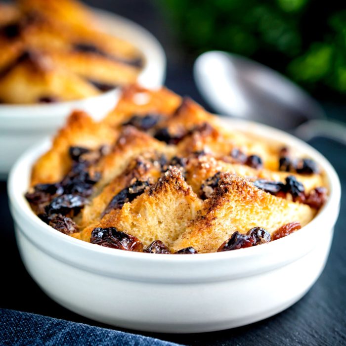 Bread pudding puddings krumpli raisins sultanas Bread and butter pudding