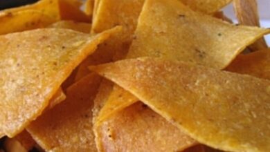 Outrageous warm chicken nacho dip